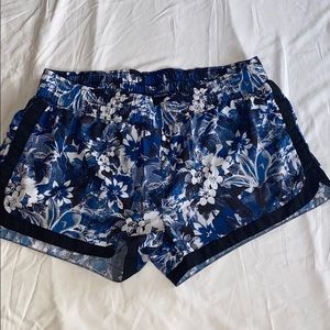 LORNA JANE Run Short